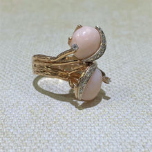 Load image into Gallery viewer, Estate- 14KY Coral &amp; Diamond Freeform Ring
