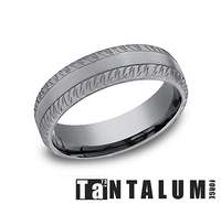 This Men's Tantalum Alternative Metal 6.5mm Comfort Fit Band Features a Grey Satin Inside Section with Etching on the Outer Sides.  Finger Size 10