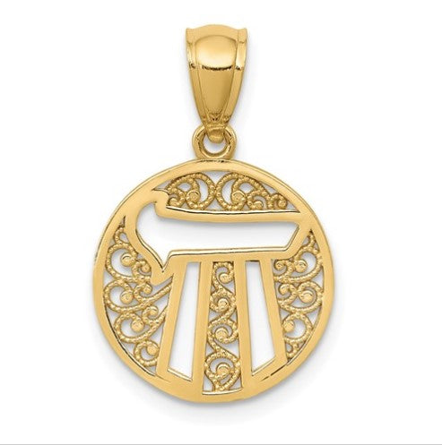 14 karat yellow gold chai pendant with filigree design
